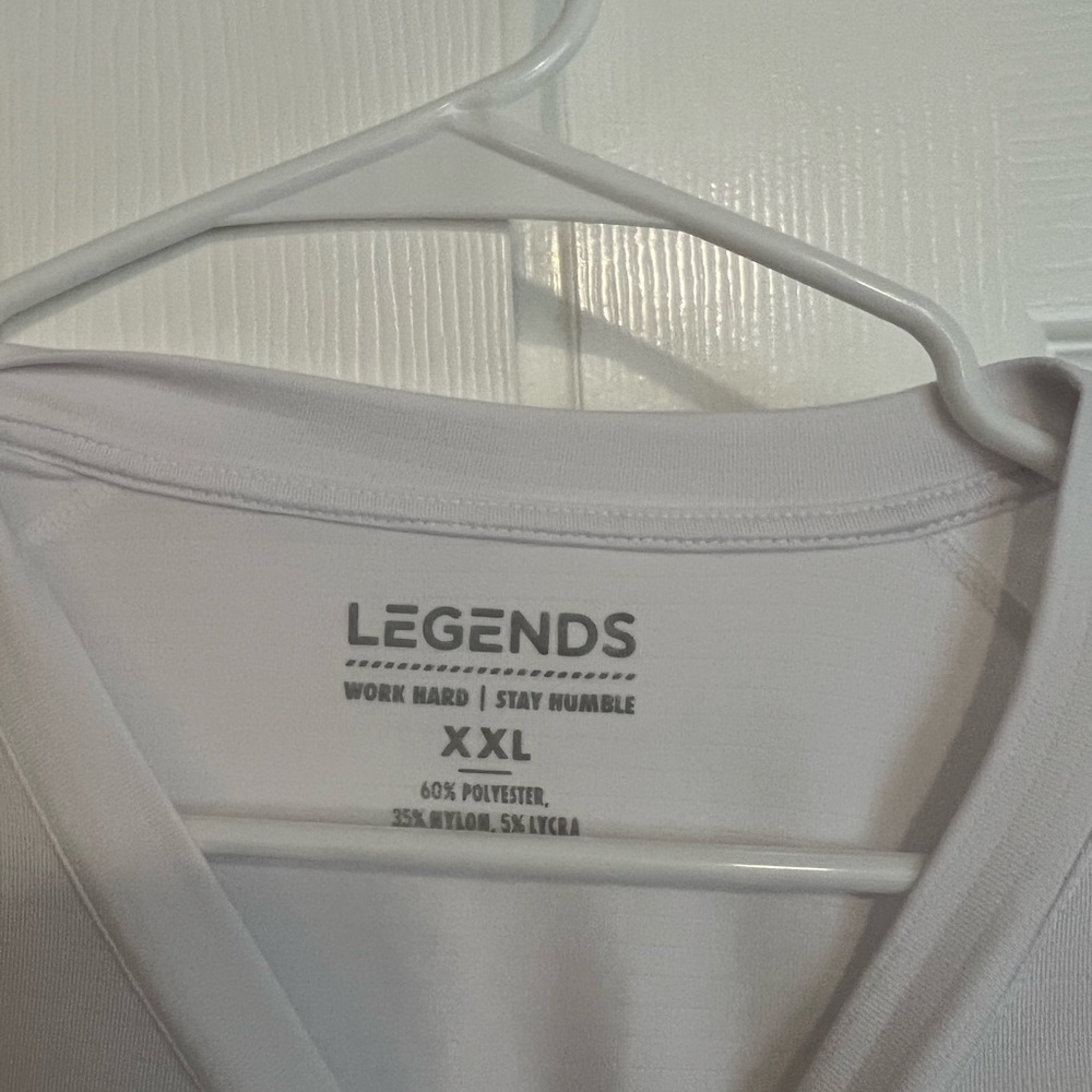 Legends Long Sleeve - brand new never worn! - Picture 2 of 2
